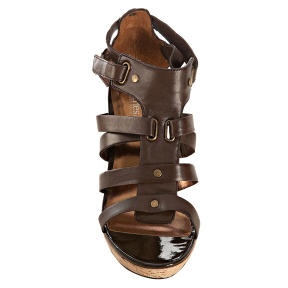 💕HP💕Charles by Charles David brown leather wedges - Picture 3 of 8
